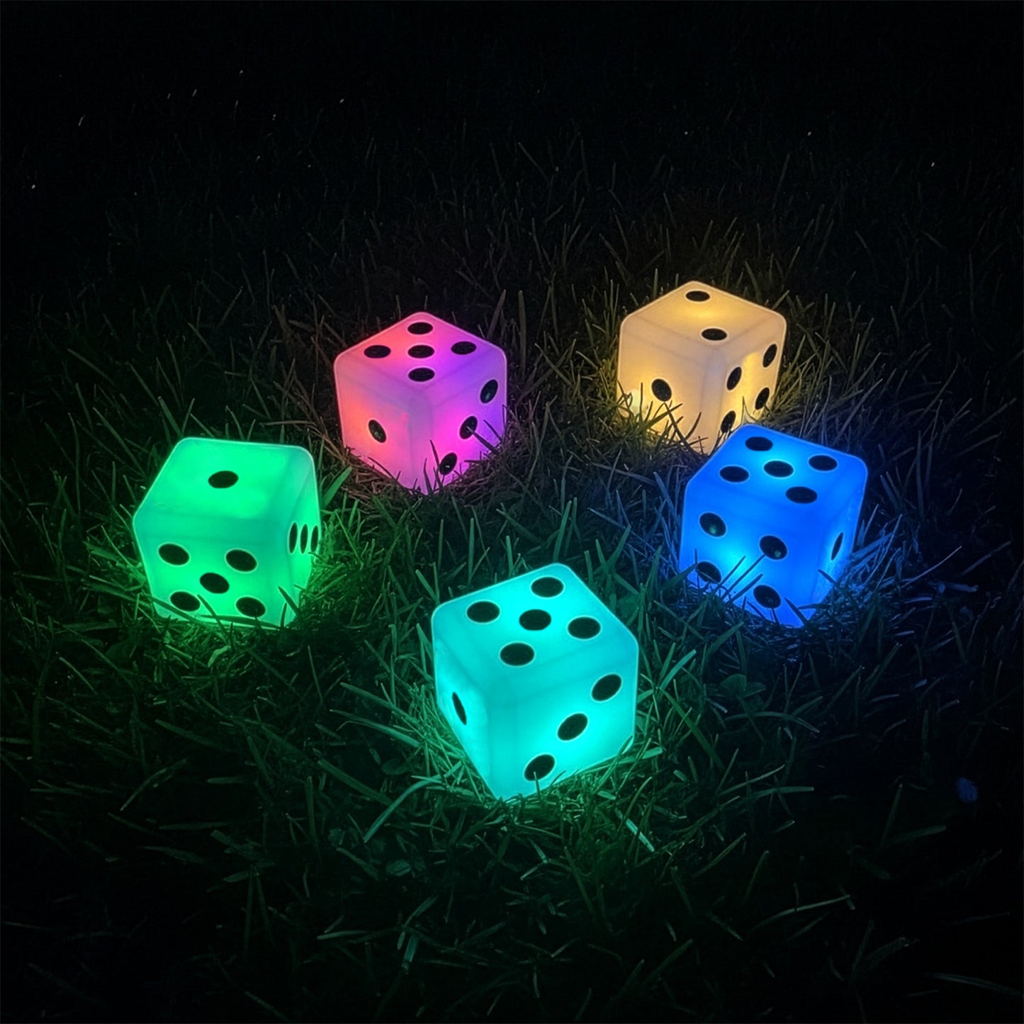 GameCandy Giant LED Lawn Dice Set of 5 Dice with Draw String Bag