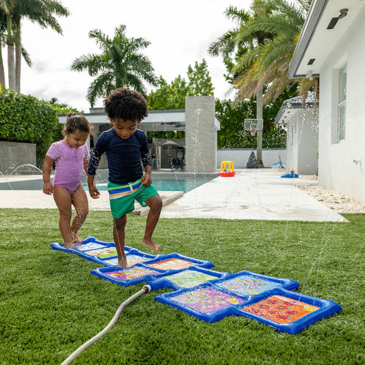 Little Tikes Animal Friends Hopscotch Sprinkler