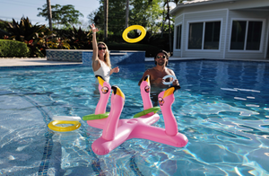 Flamingo Ring Toss – A Pool Party Must-Have!