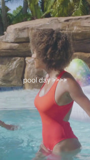Tube Runner Motorized Unicorn Pool Float Special Edition